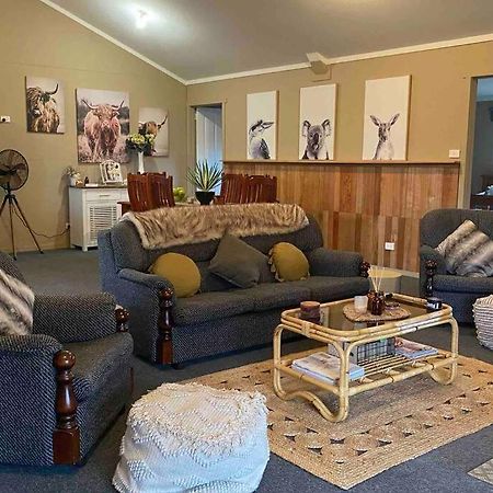 Great Lakes Wilderness Three Bedroom Home Miena ภายนอก รูปภาพ