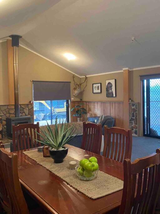 Great Lakes Wilderness Three Bedroom Home Miena ภายนอก รูปภาพ